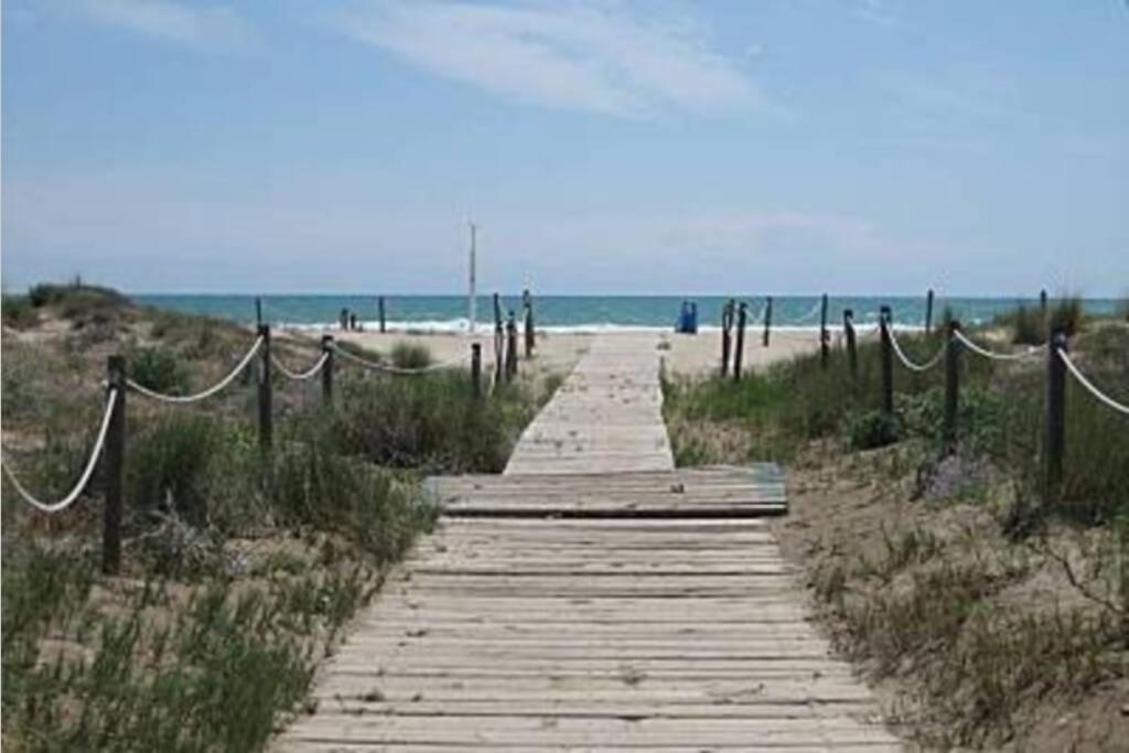 Apartamento Con Gran Piscina De Temporada A 200 Metros De La Playa Canet d'En Berenguer Dış mekan fotoğraf
